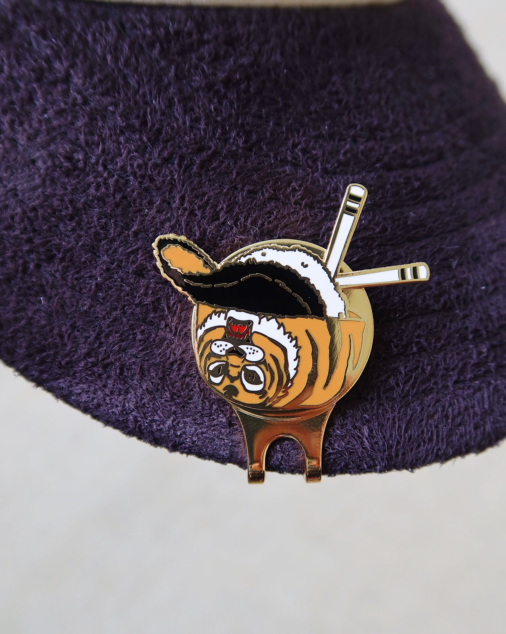 CLASSIC TIGER HAT CLIP