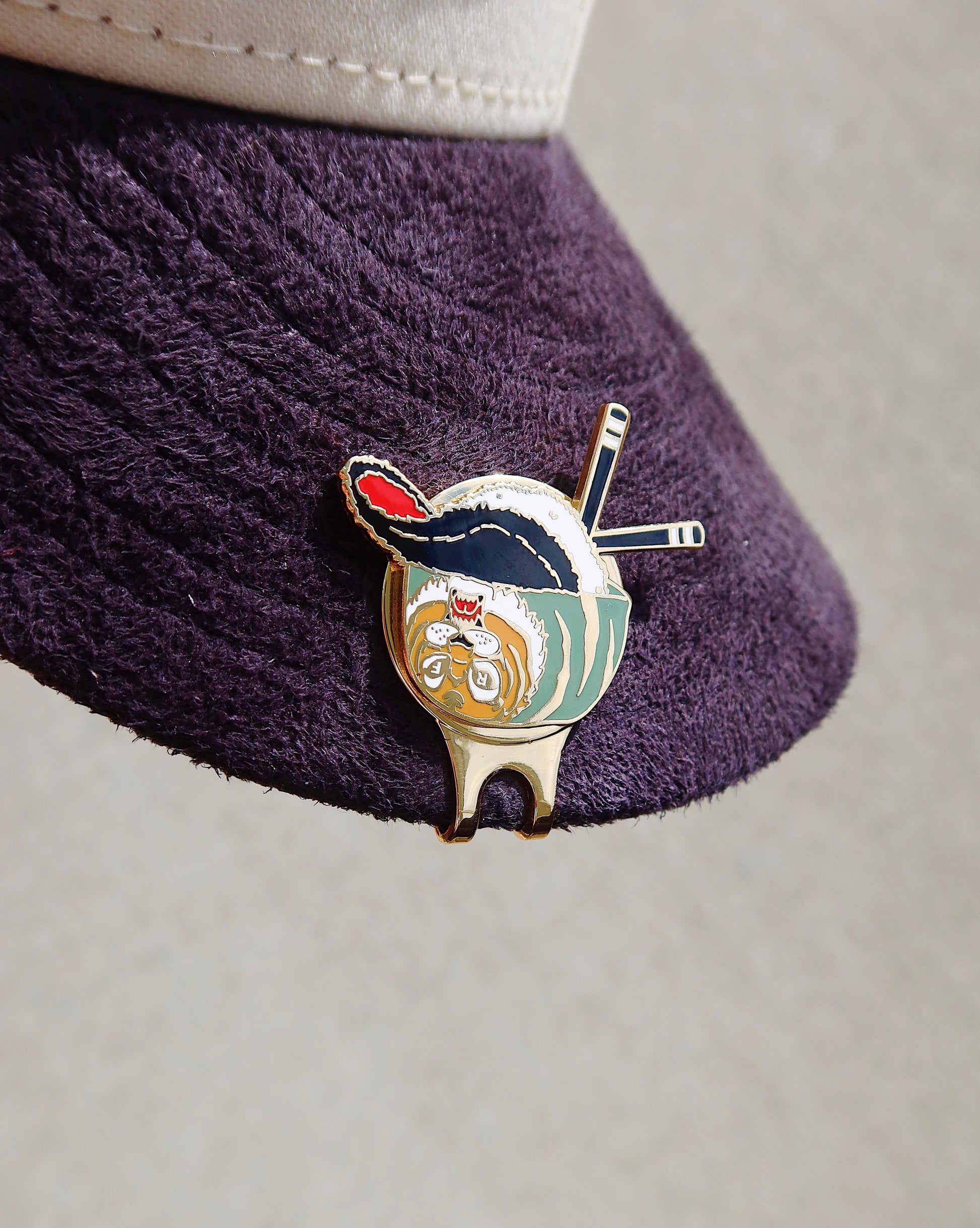 PGA TIGER HAT CLIP