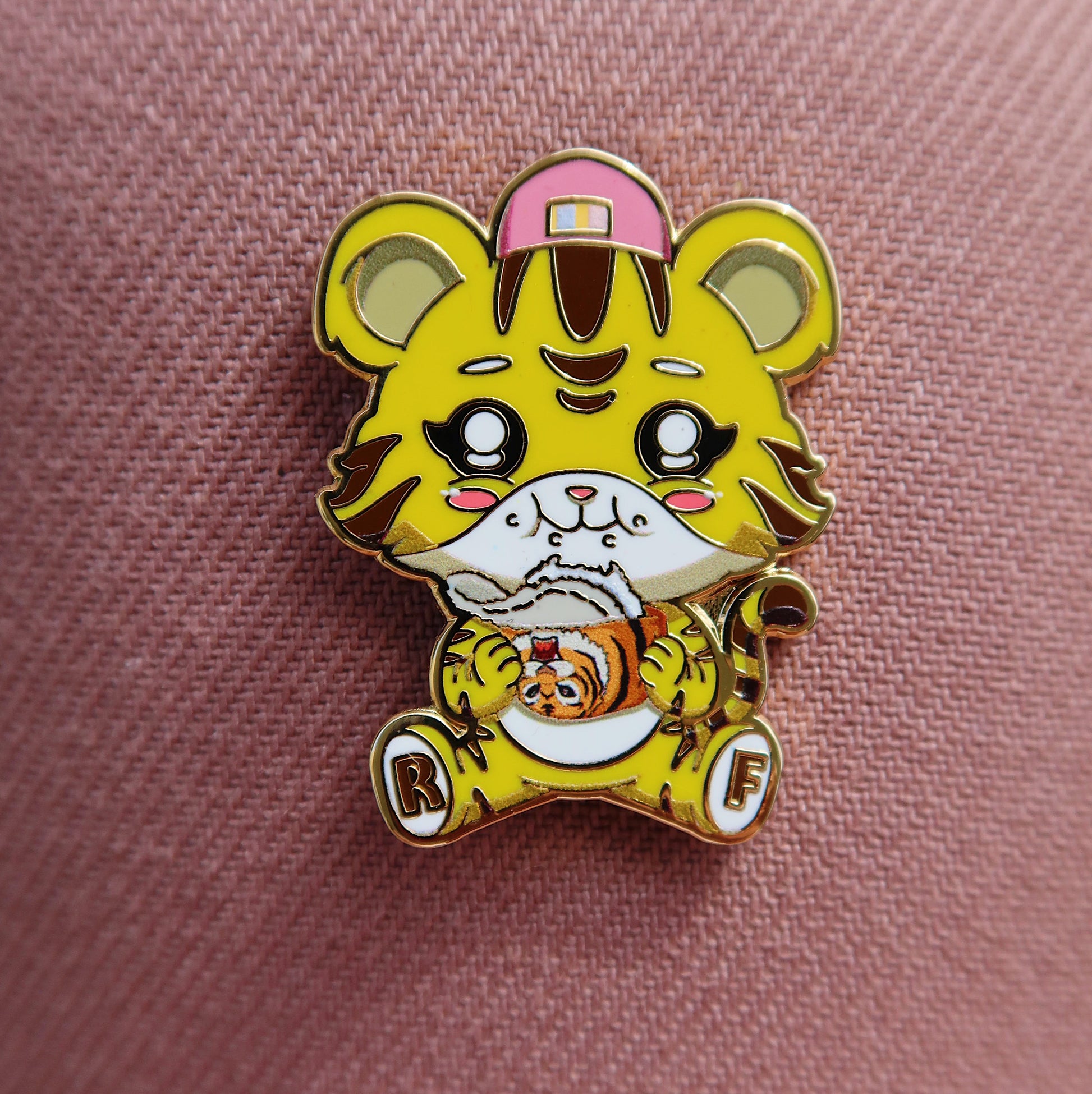 KID TIGER PIN