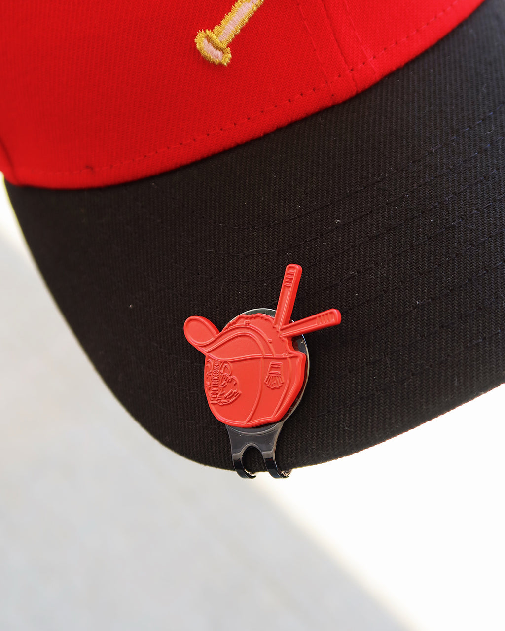 RED APPLE HAT CLIP